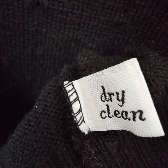 Pendleton Vintage 1970s Black‎ Scallop Sleeveless Sweater Medium Preppy Classic - Picture 10 of 10